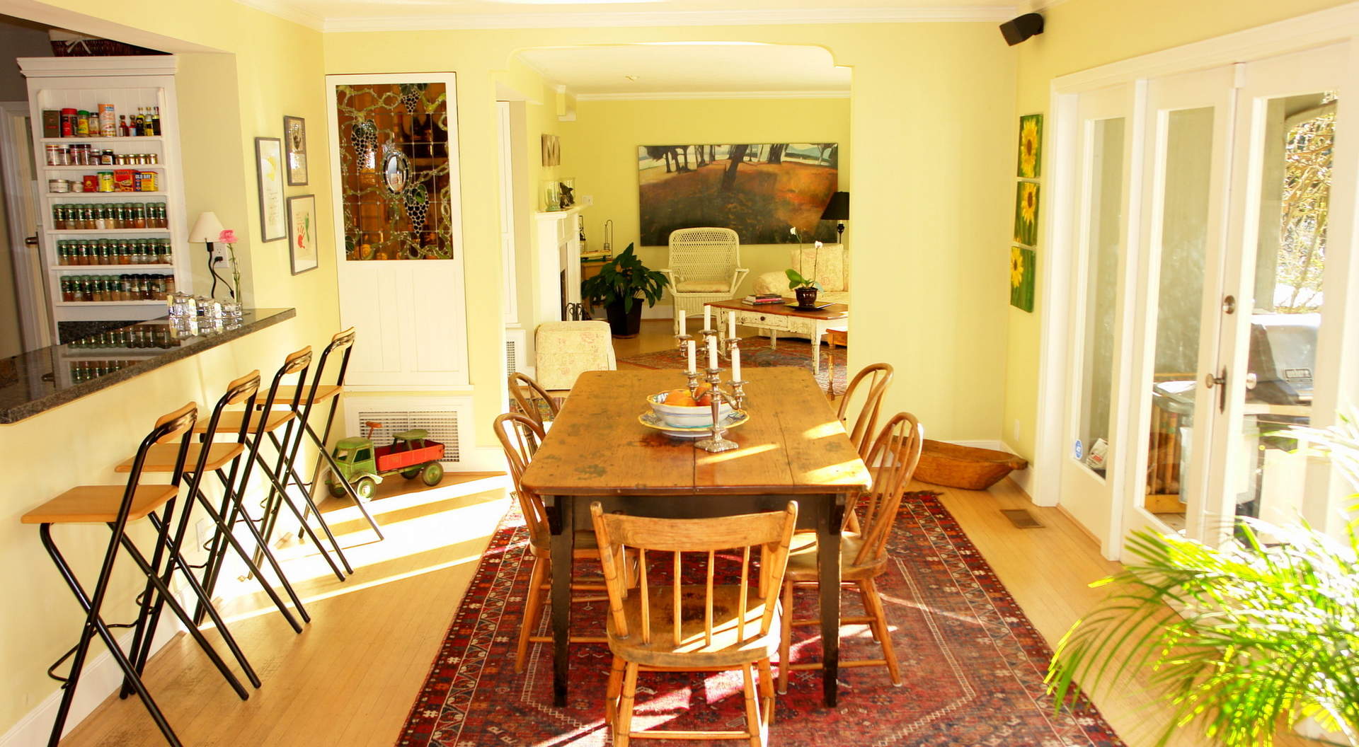 Sunfilled Dining Area