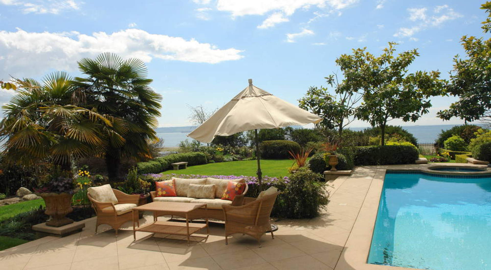 Beautiful Patio and Sparkling Outdoor Pool