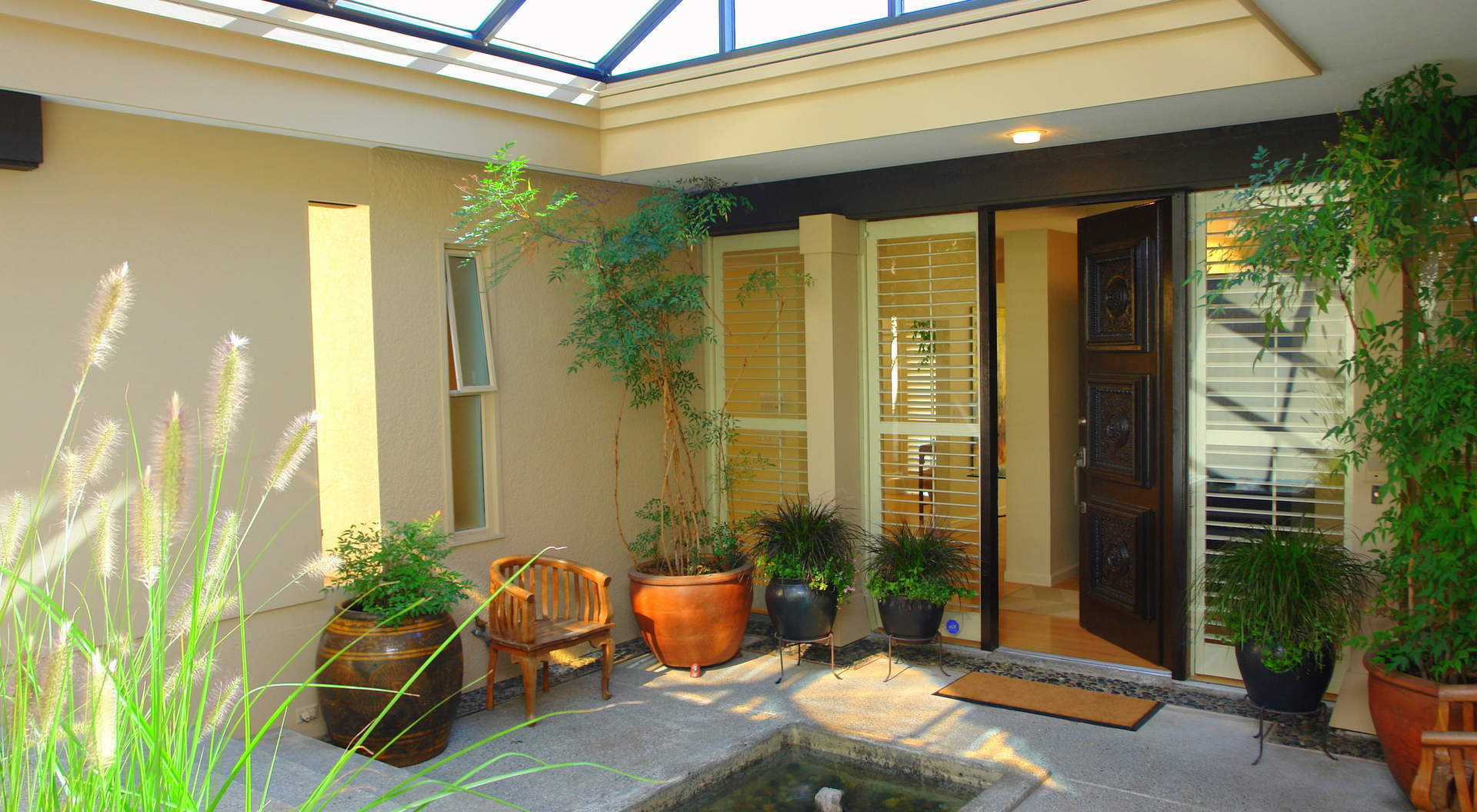 Atrium Foyer Entry