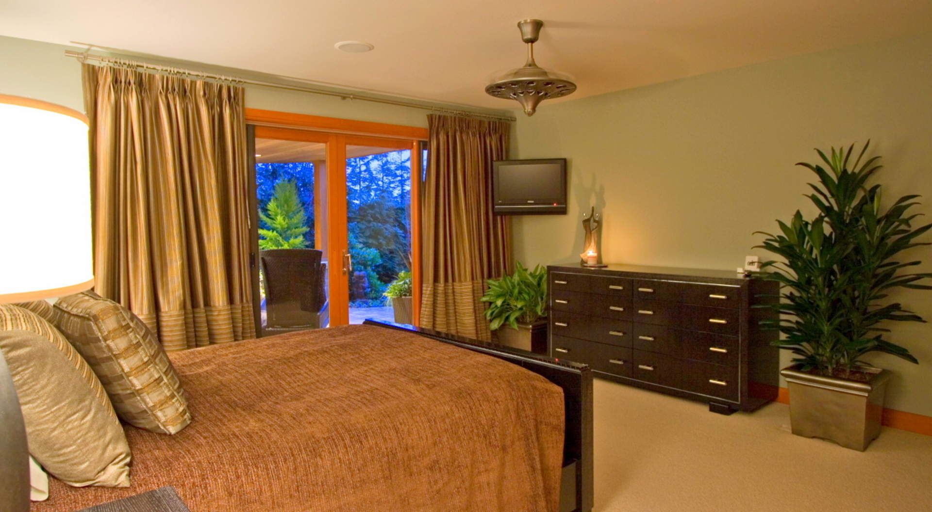 Guest Bedroom #6