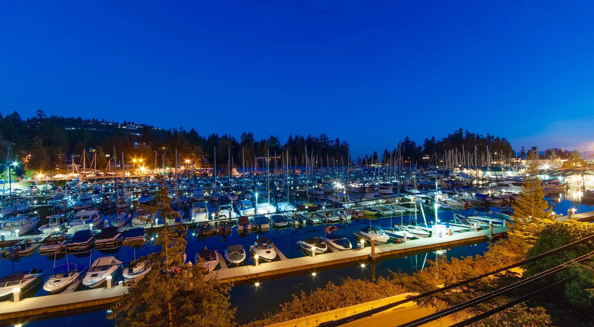 5809 Marine Drive West Vancouver Homes and Real Estate BC, Canada