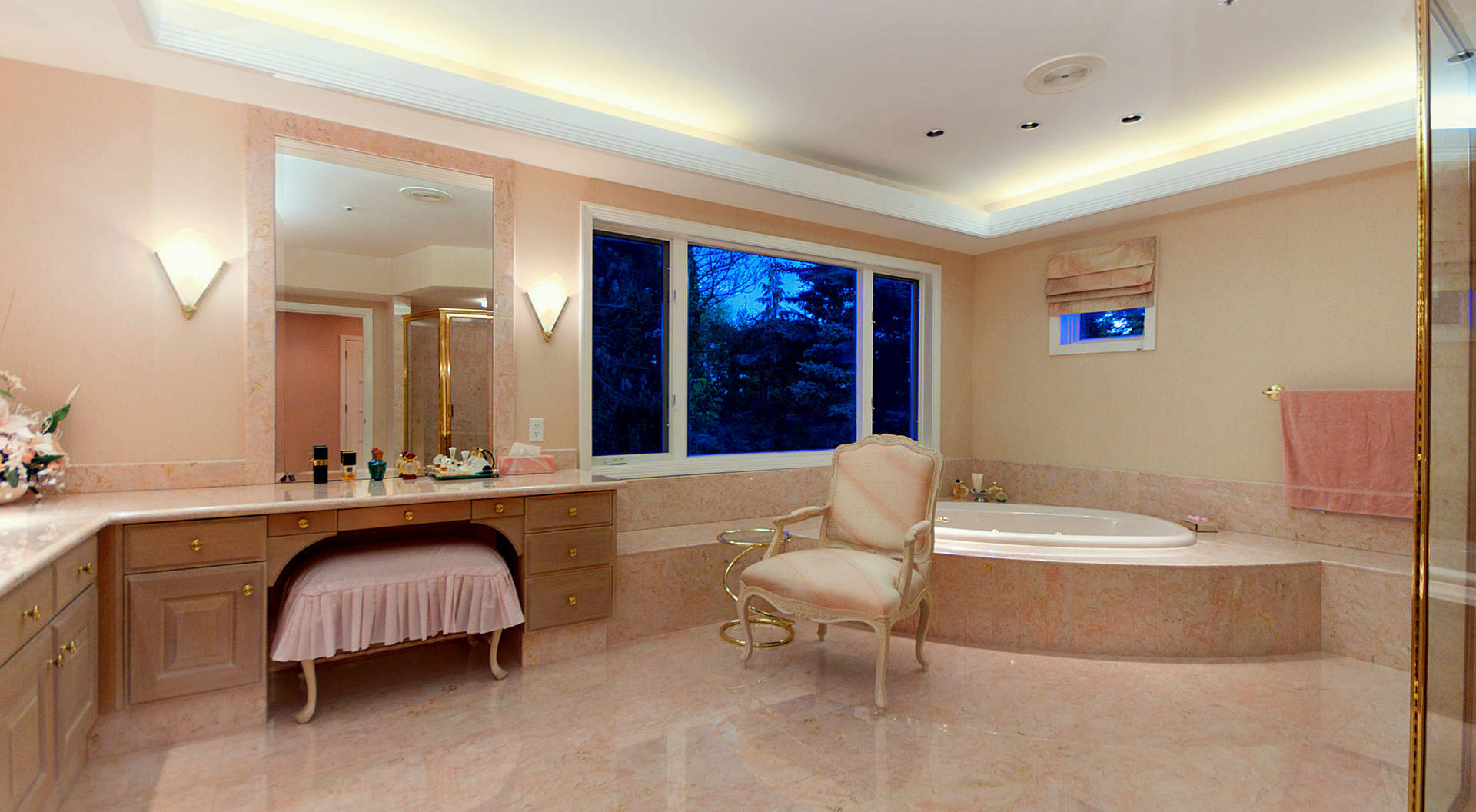 Master Ensuite