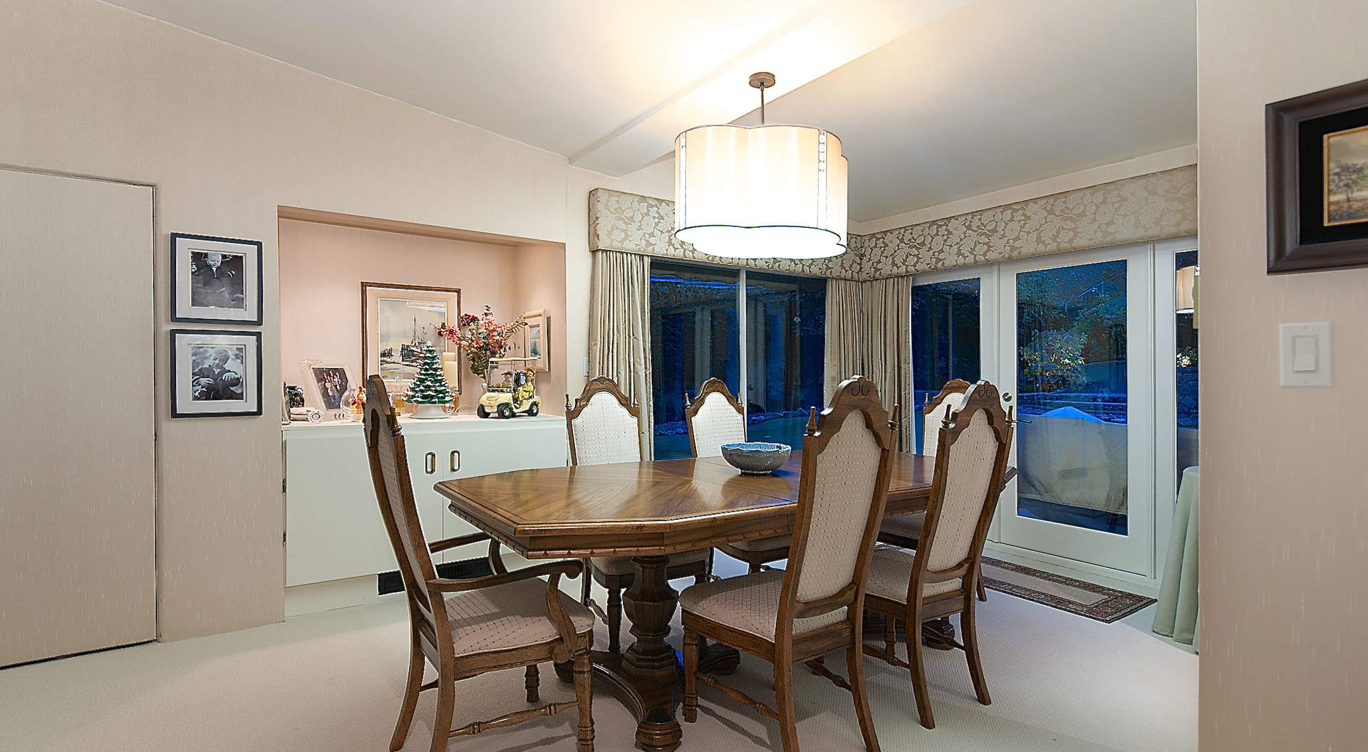 Large Dining Area